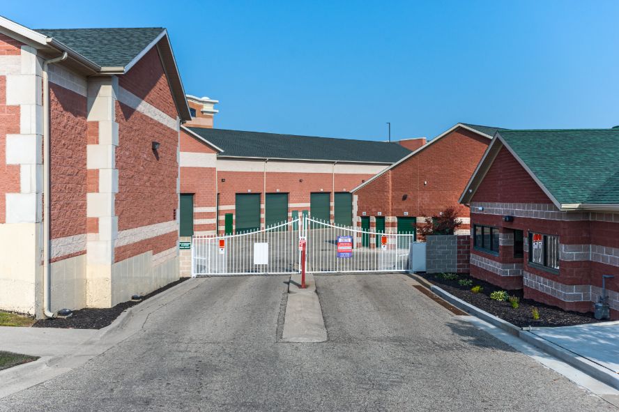 National Storage Comstock Park – Alpine 4000 Alpine Ave. NW, Comstock Park, MI 49321